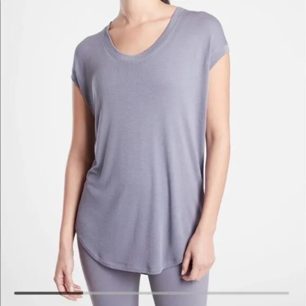 Athleta Womens XL Purple Short Sleeves Cloudlight Rib Stratus Tee Shirt